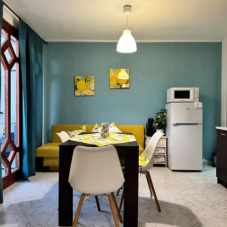 Nikoleta Apartament *